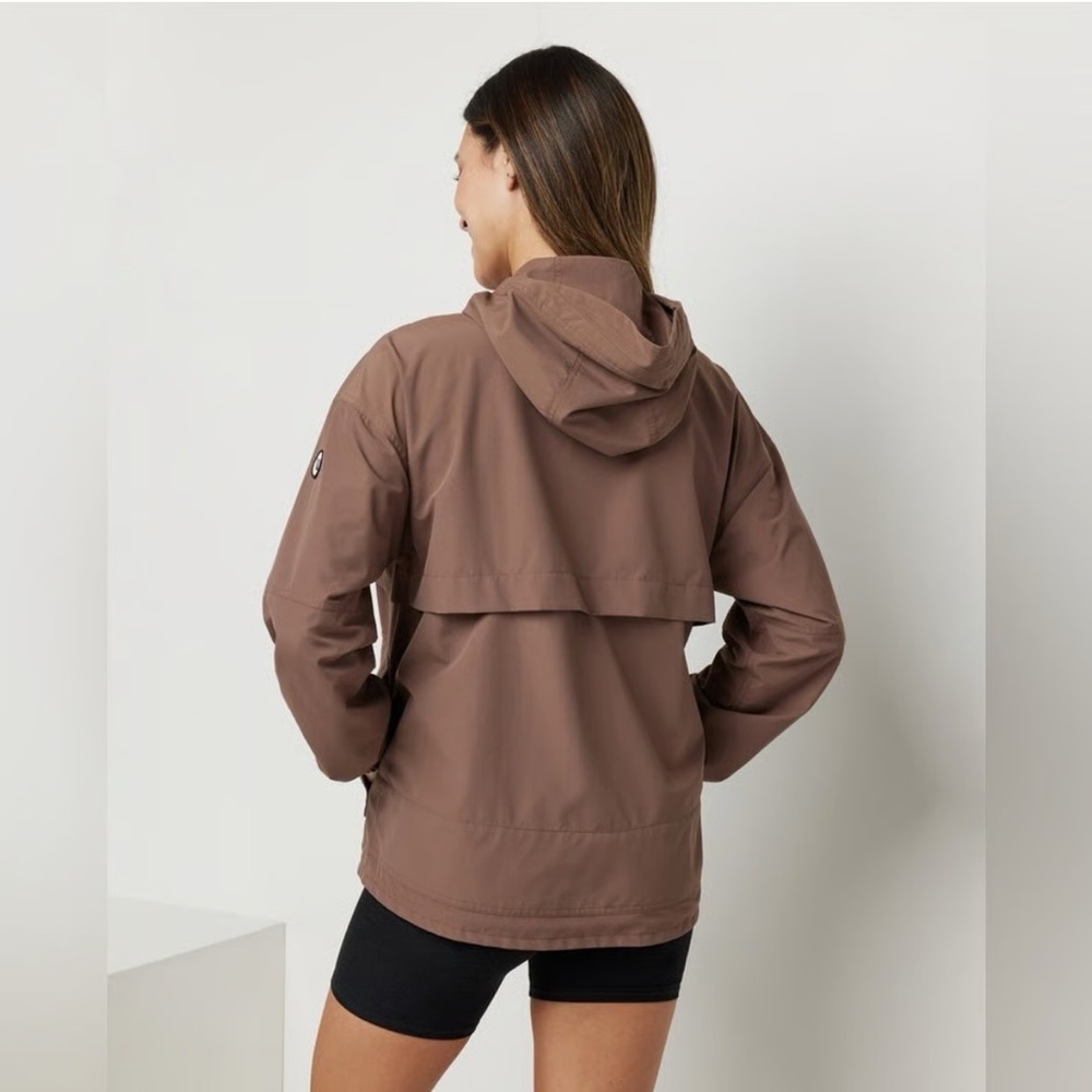 Vuori Elijo Rain Jacket Brown Clove - Picture 2 of 8